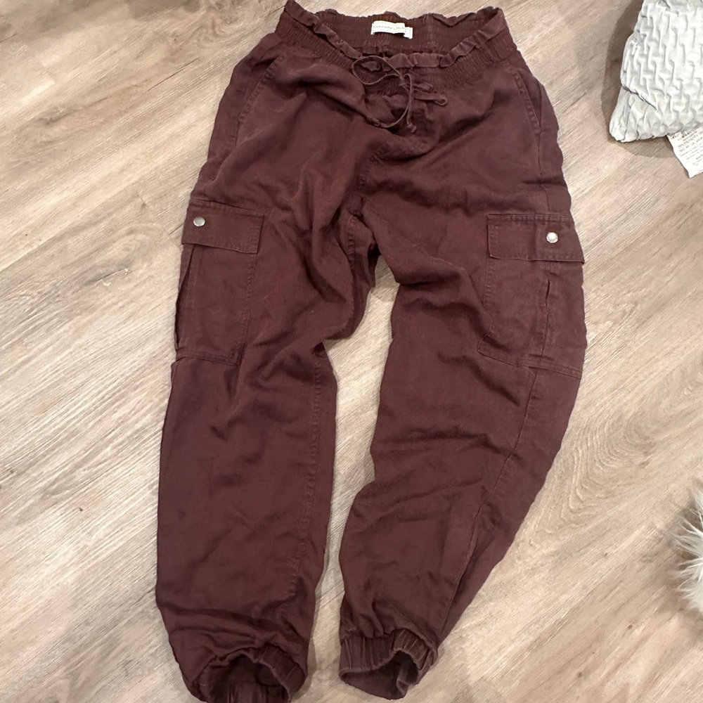 Abercrombie brown joggers